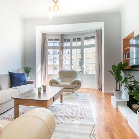 Spacious 2-Bedroom In The Centre Of Menton Exteriör bild